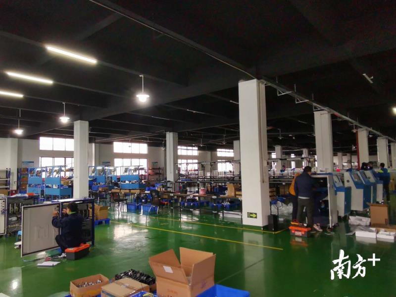 华数机器人部分岗位人员被要求在家远程办公，最大程度降低人员密度，保障防控到位。