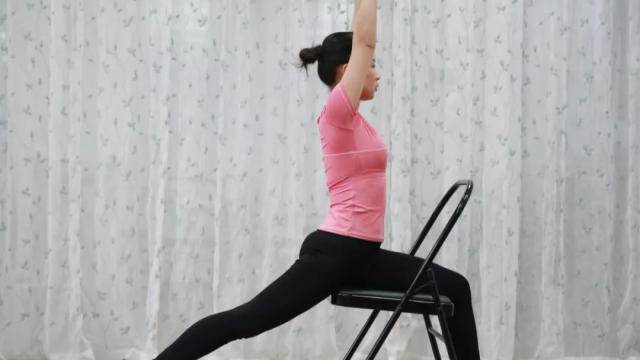 战“疫”期间提升心肺，瑜伽体式练习增强身体免疫力