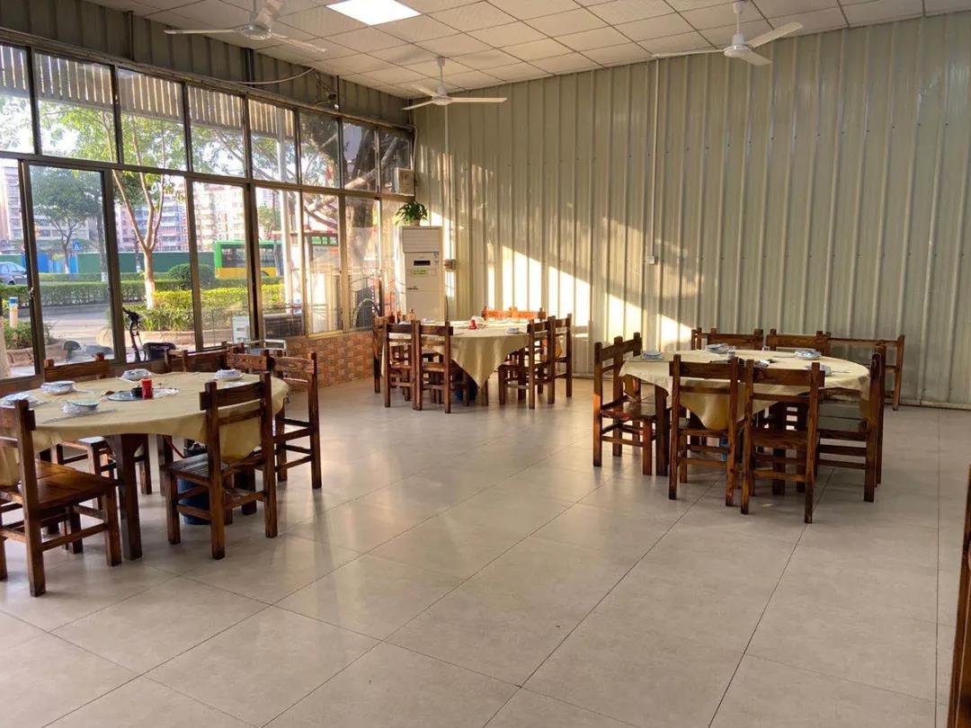 即日起,佛山市高明区餐饮行业恢复部分堂食!