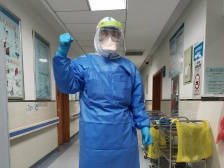 疫封家书④|在10岁的他心里，爸爸是个大英雄