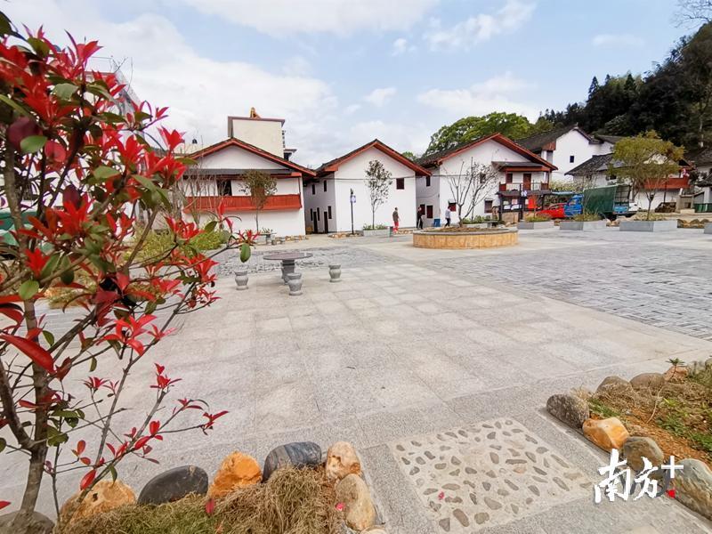 世外桃源乐昌这个位于大山里的桃李人家大变样