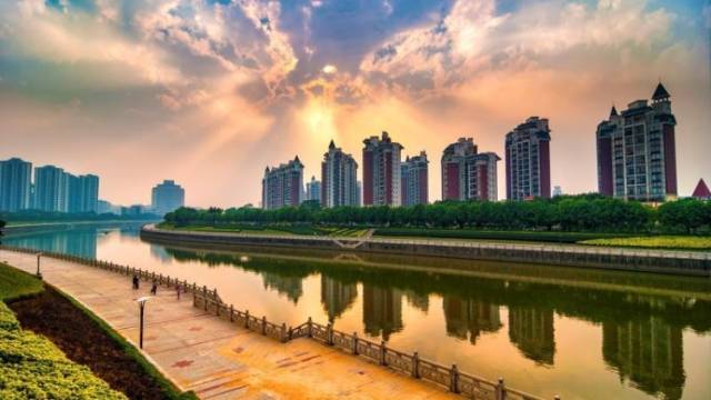 西南街道教育指导中心