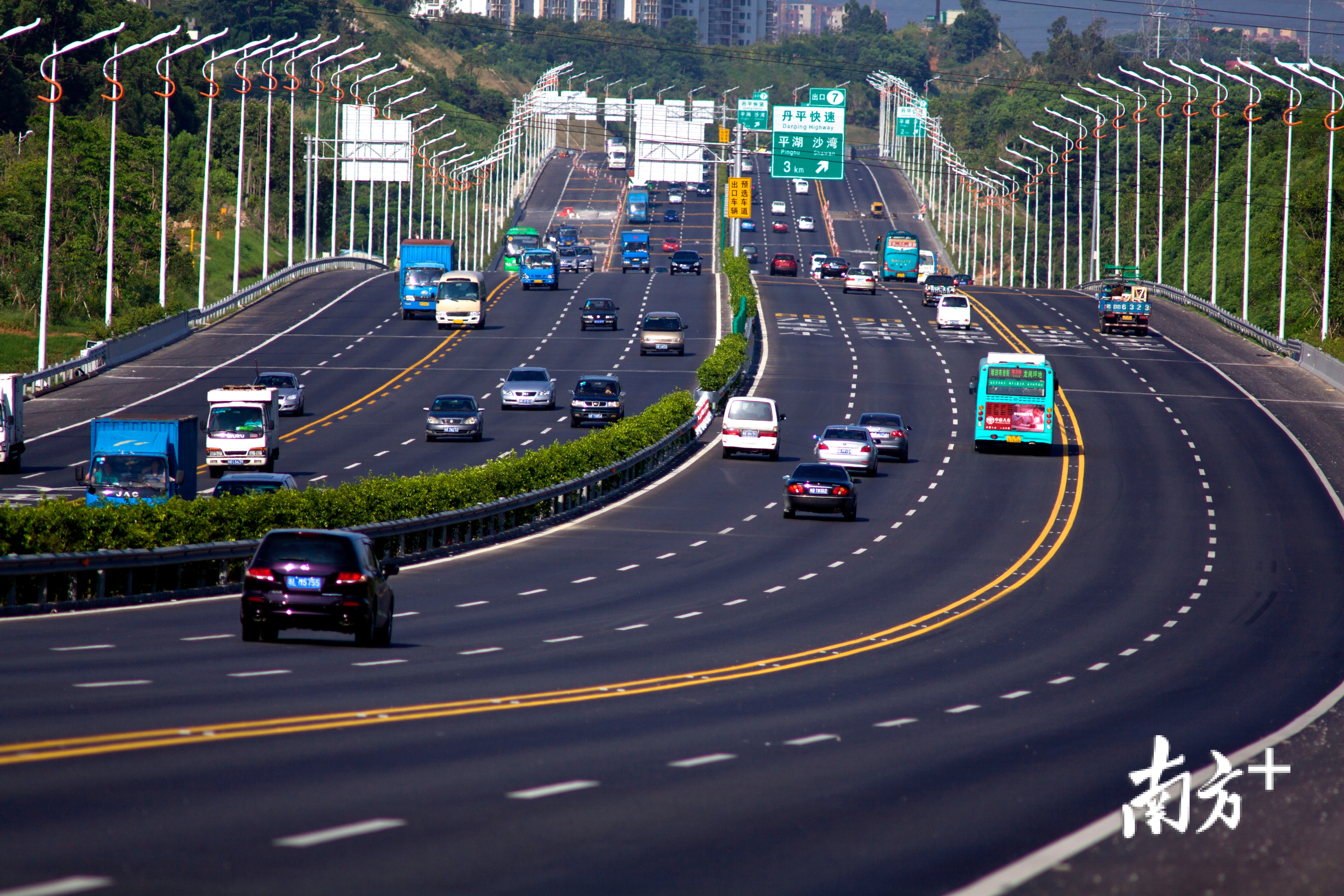 综合运输服务示范城市深圳新名片了解一下