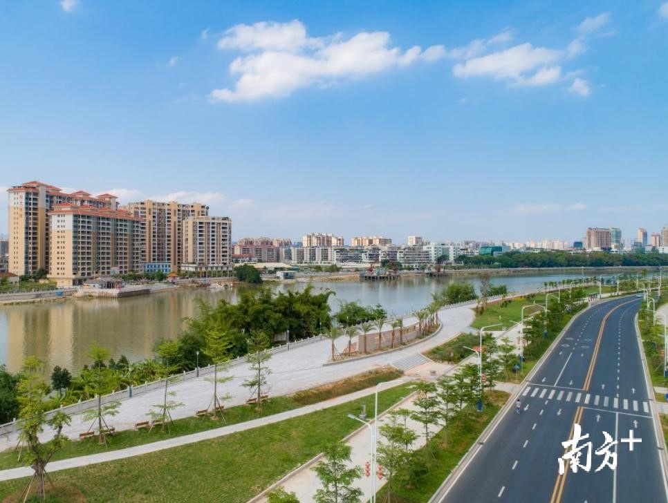 临江南路榕东新城段