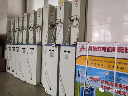 南海区儒林中学流动消毒灯储备充足。 南海区儒林中学流动消毒灯储备充足。