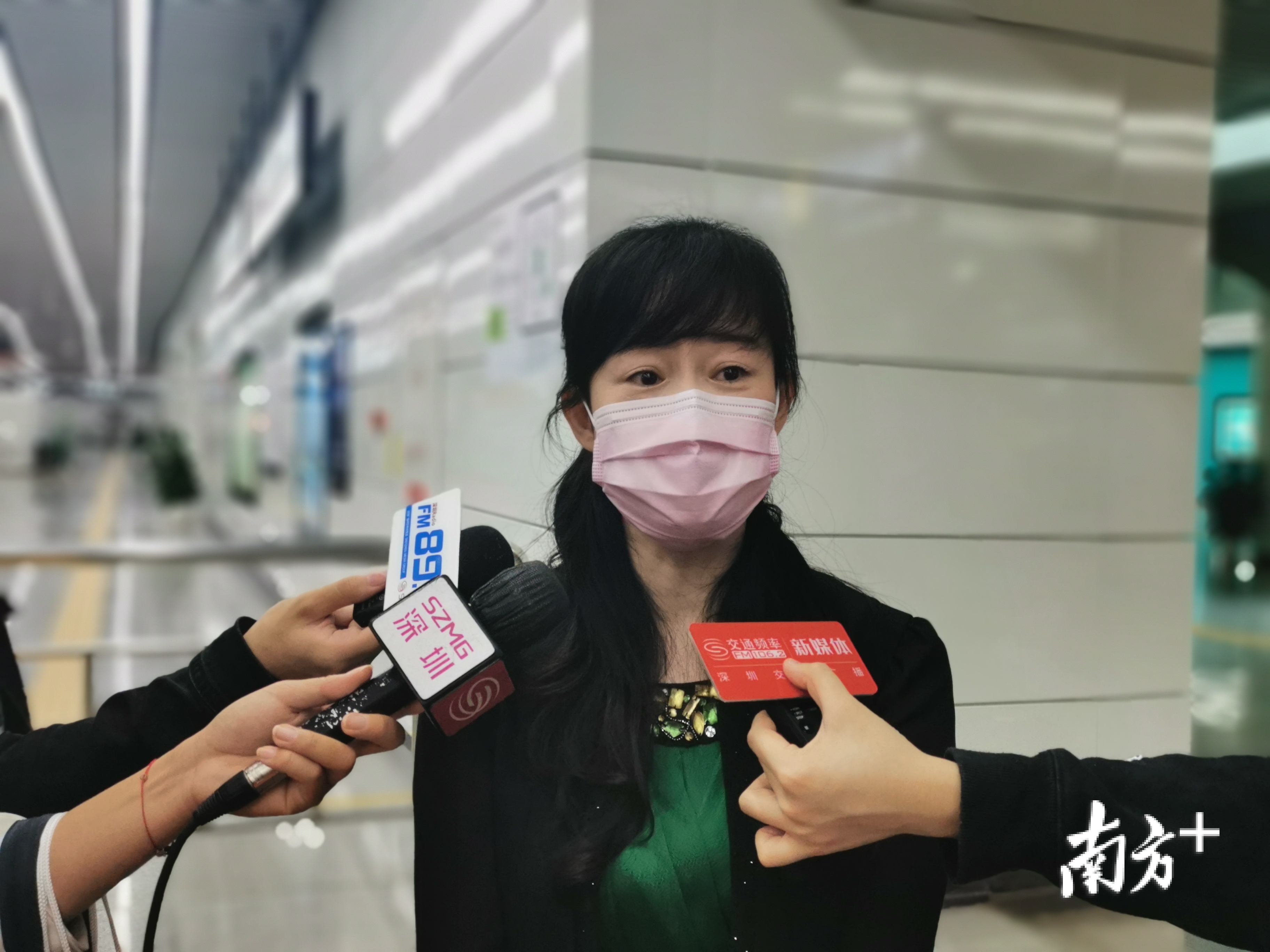 深圳市民政局养老服务和儿童福利处处长赵冰。