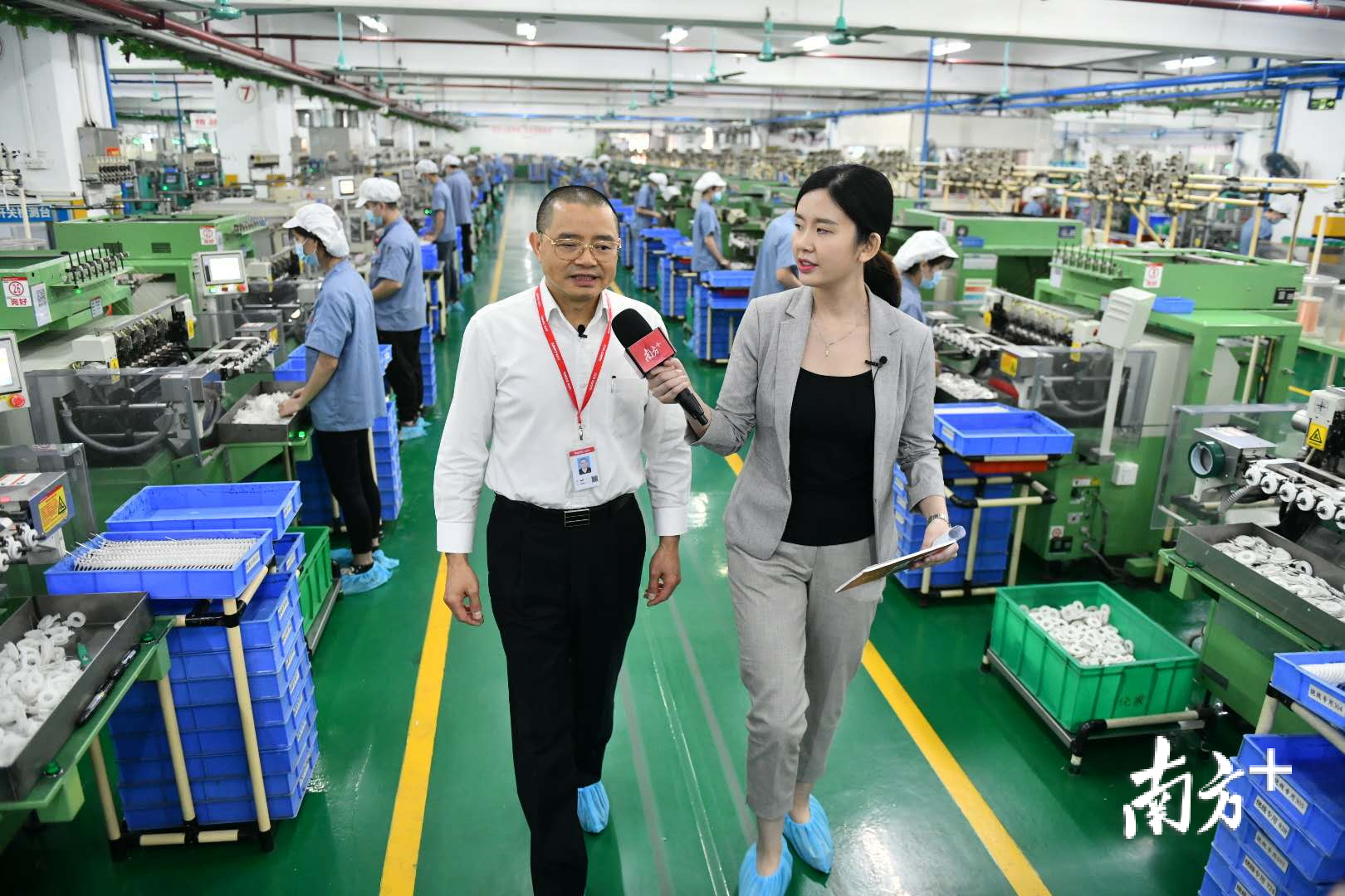 梁昭贤向顺德乡亲父老承诺，在这个特殊时期必须加大投入。