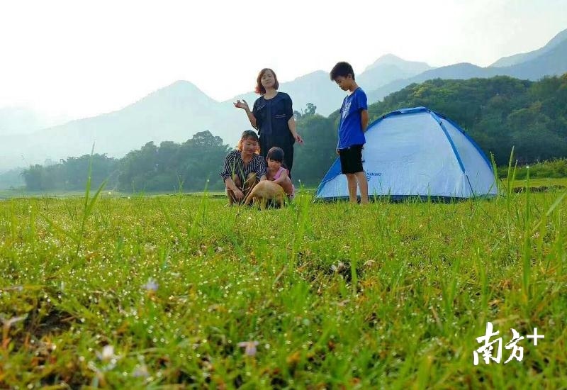 曲江罗坑镇乡村旅游回暖。