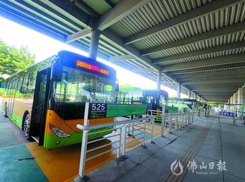 高明区客运站公交发班车位调整至长途站一侧。