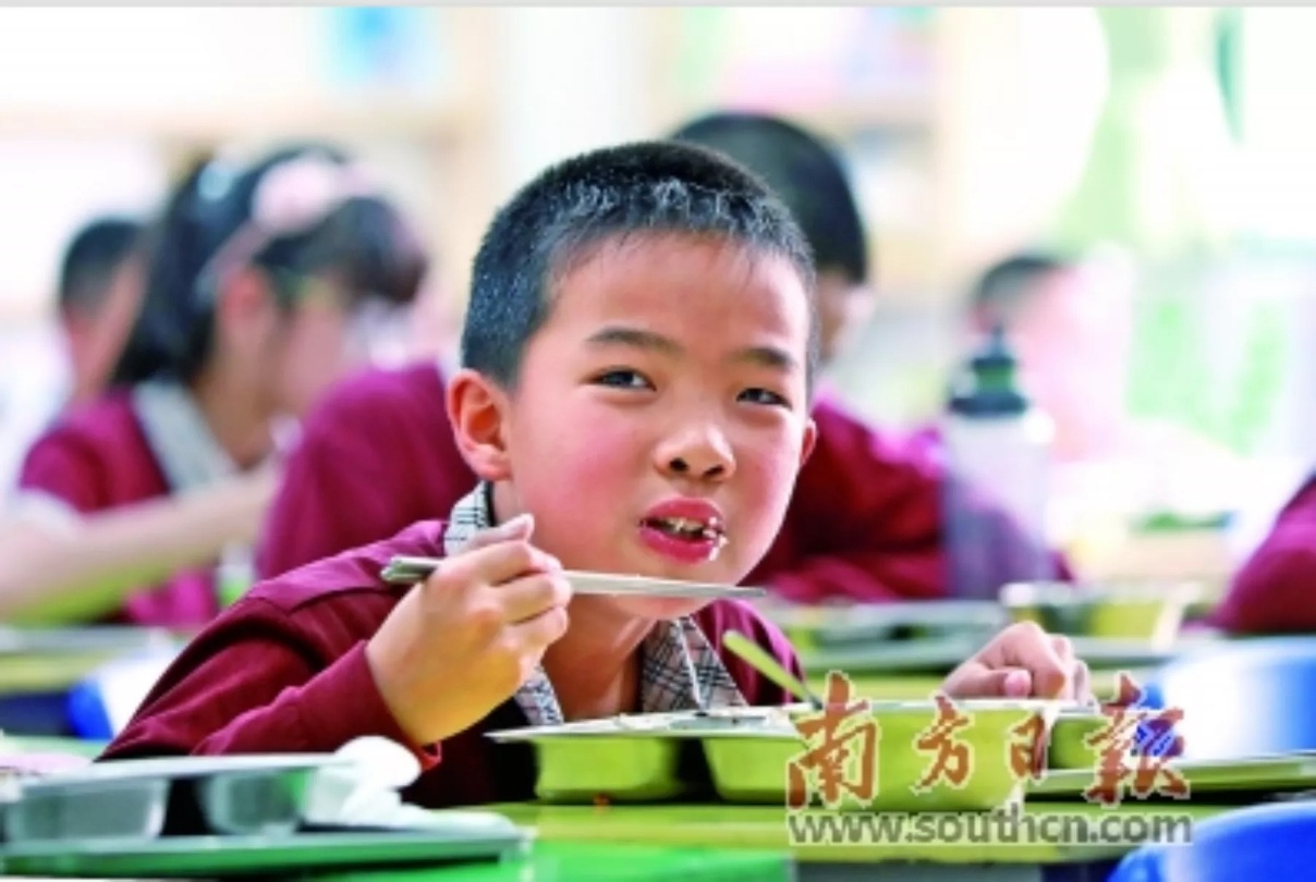 去年起,香洲区学校面向有需求学生提供校内课后服务 去年起,香洲区学校面向有需求学生提供校内课后服务