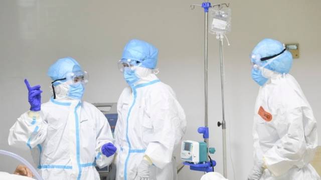 人民日报：疫情阻击战交出“中国答卷”