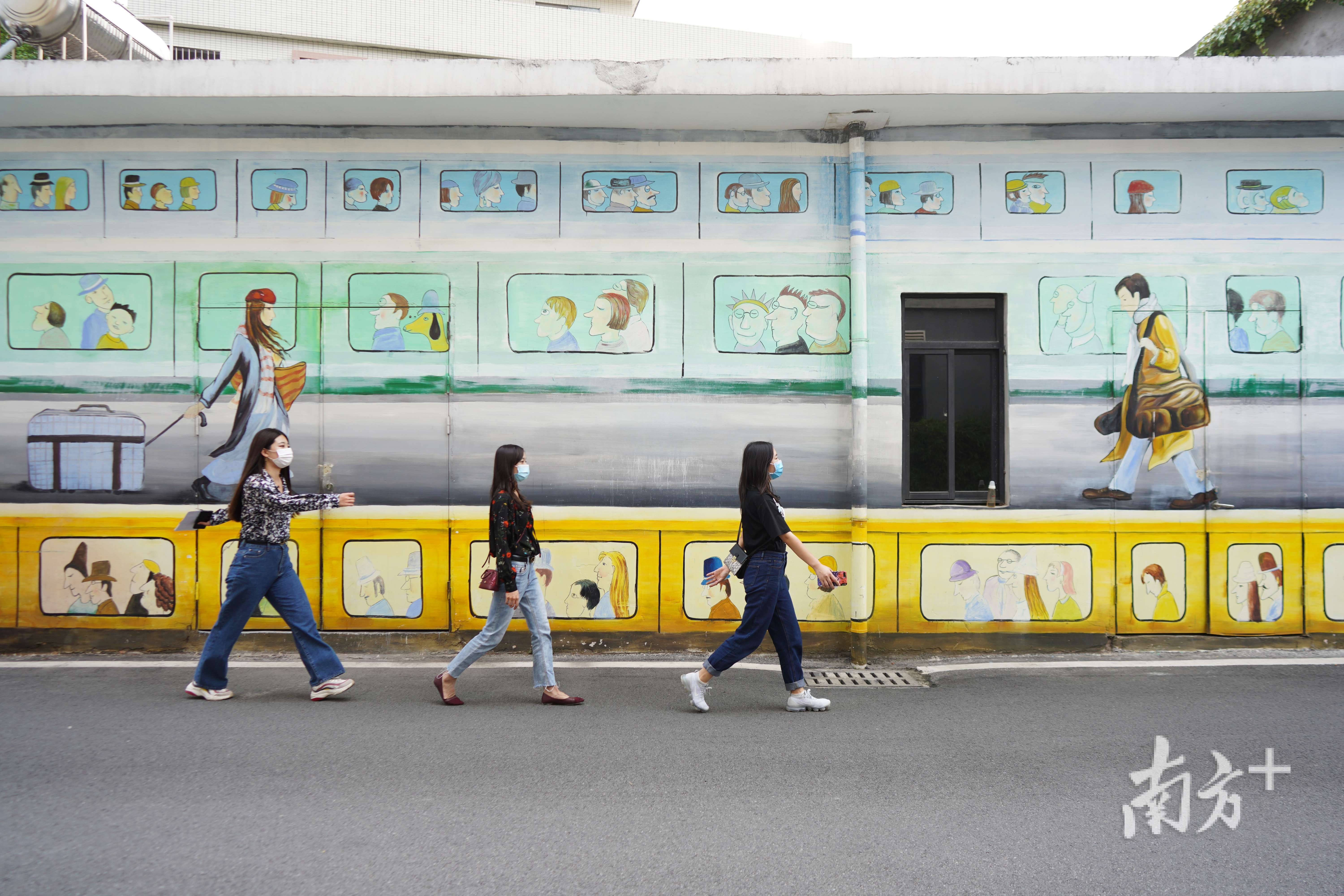 围绕艺术、都市、时尚、文化创意主题,东城街道策划了33都市文化季.(受访单位供图）