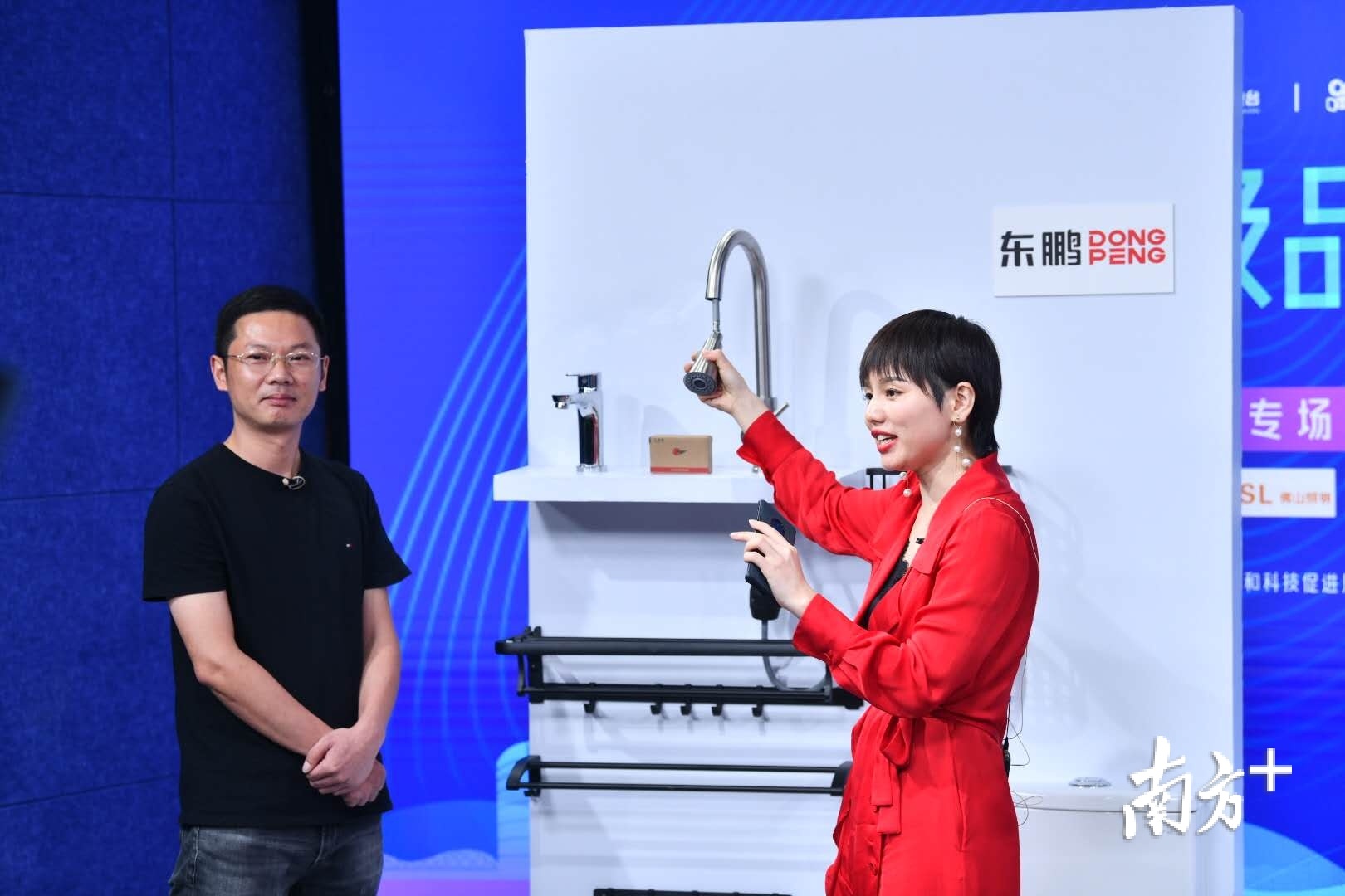 东鹏陶瓷集团电商负责人罗根。