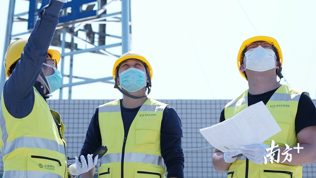 汕头移动5G建设攻坚党员突击队不惧困难，持续推进基站建设。受访者供图