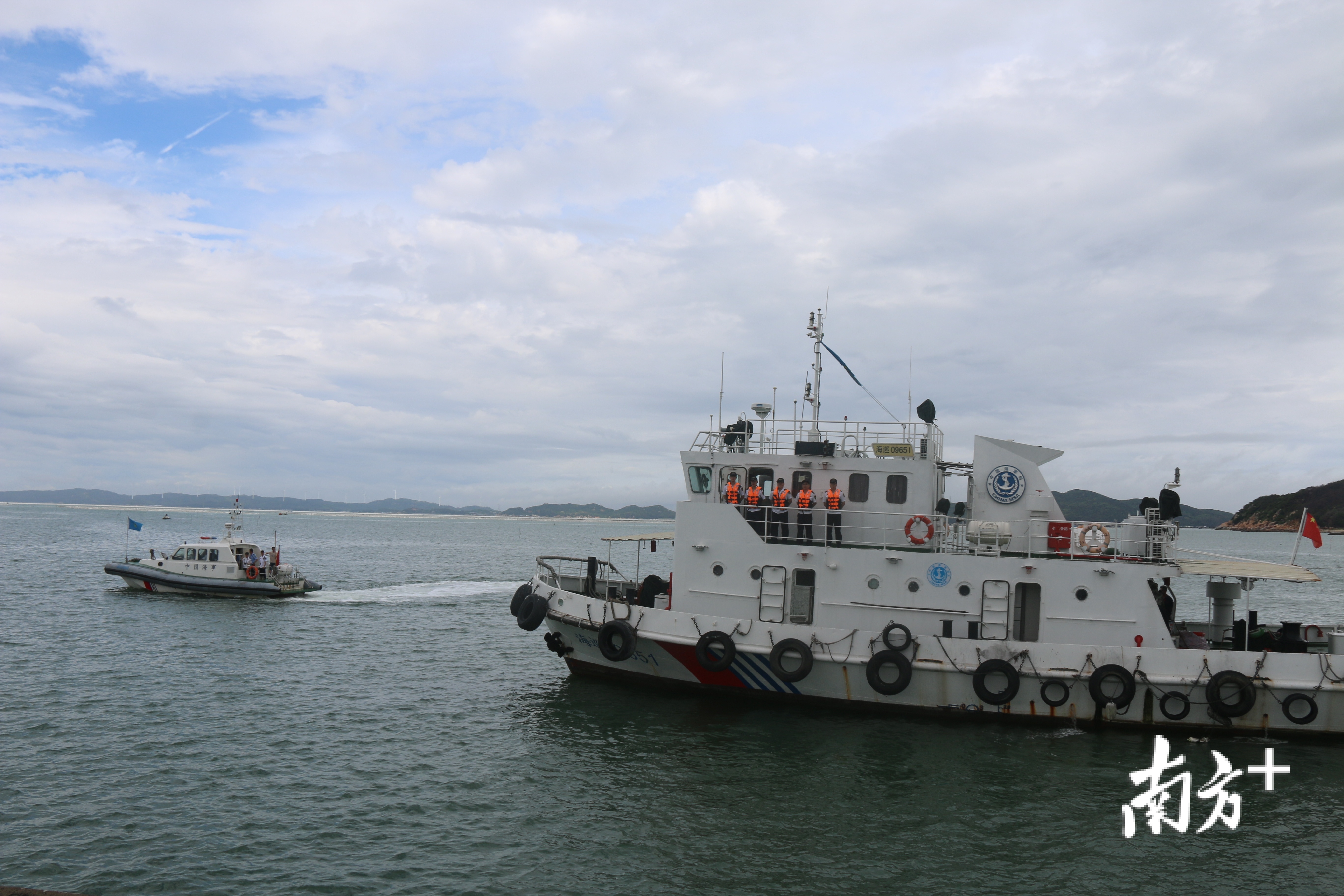 潮州汕头海域拉网式巡查守护广东东大门安全