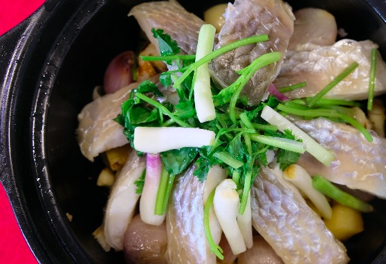 美食  | 砂锅焗苏丹鱼:把持味蕾的一条鱼