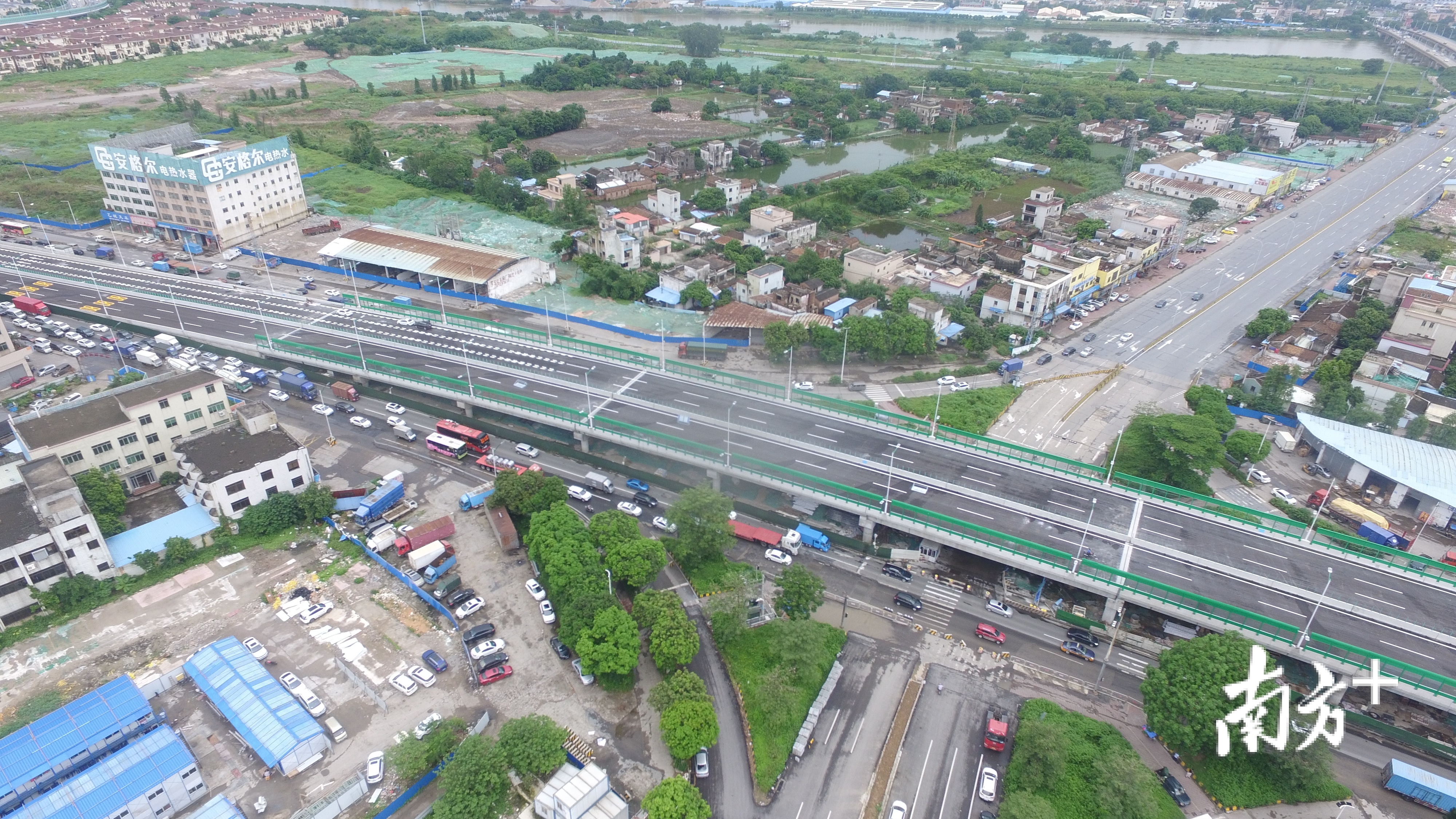 105国道顺德桂南路口立交航拍图。 105国道顺德桂南路口立交航拍图。