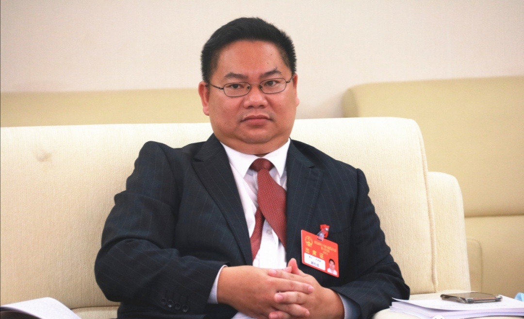 市人大代表 、南社村党工委书记谢柱成