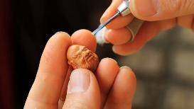 猜猜猜猜猜猜猜,这是谁的手?