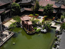 老城区有新活力，永庆坊“逆生长”｜走向我们的小康生活