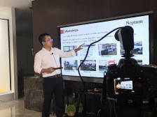 智能浴室镜、升降淋浴房...中山制造亮相云广交会