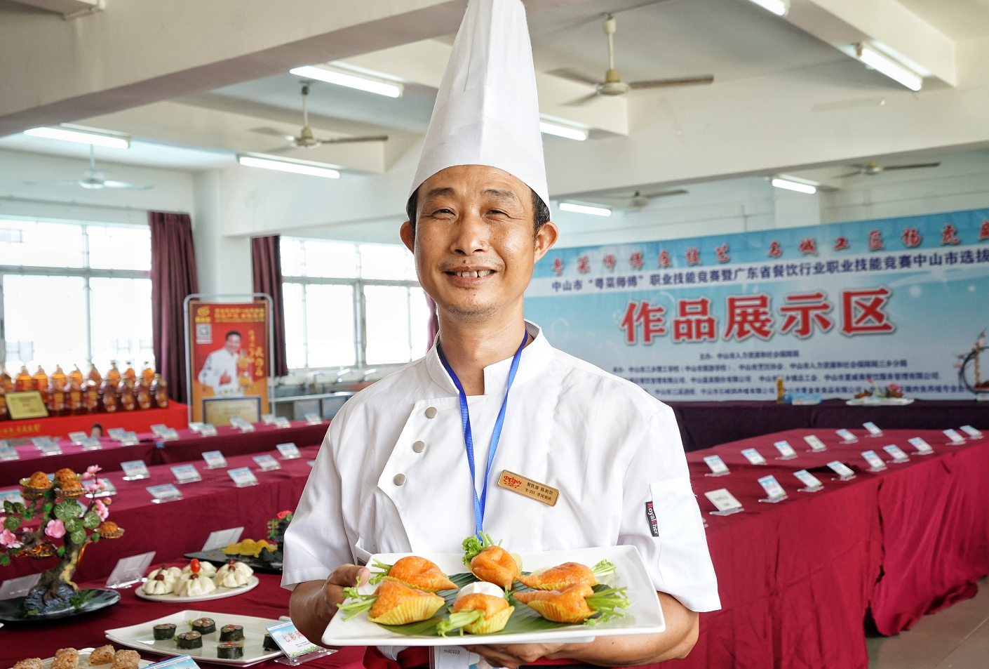 中山市三乡理工学校李锐勇《菊花竹笋肉》