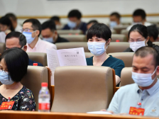 代表委员热议政府工作报告：成绩振奋，坚定信心｜佛山两会