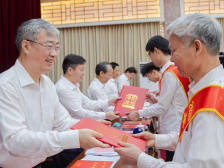 佛山市委书记鲁毅：铸就更多为满足人民美好生活需要而制造的新时代大城工匠