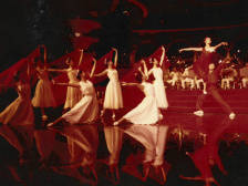 我的特区故事| 她把青春献给了深圳，助文化“黑马”领跑全国