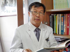 我的特区故事| “开荒牛”唐世杰的医者仁心