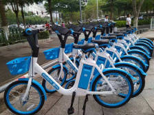 代表声音｜李洁瑜：开共享电动车要刷脸，避免未成年人使用