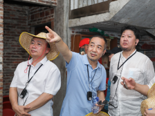 艺术家们走进清远连樟，用画笔记录贫困村旧貌换新颜