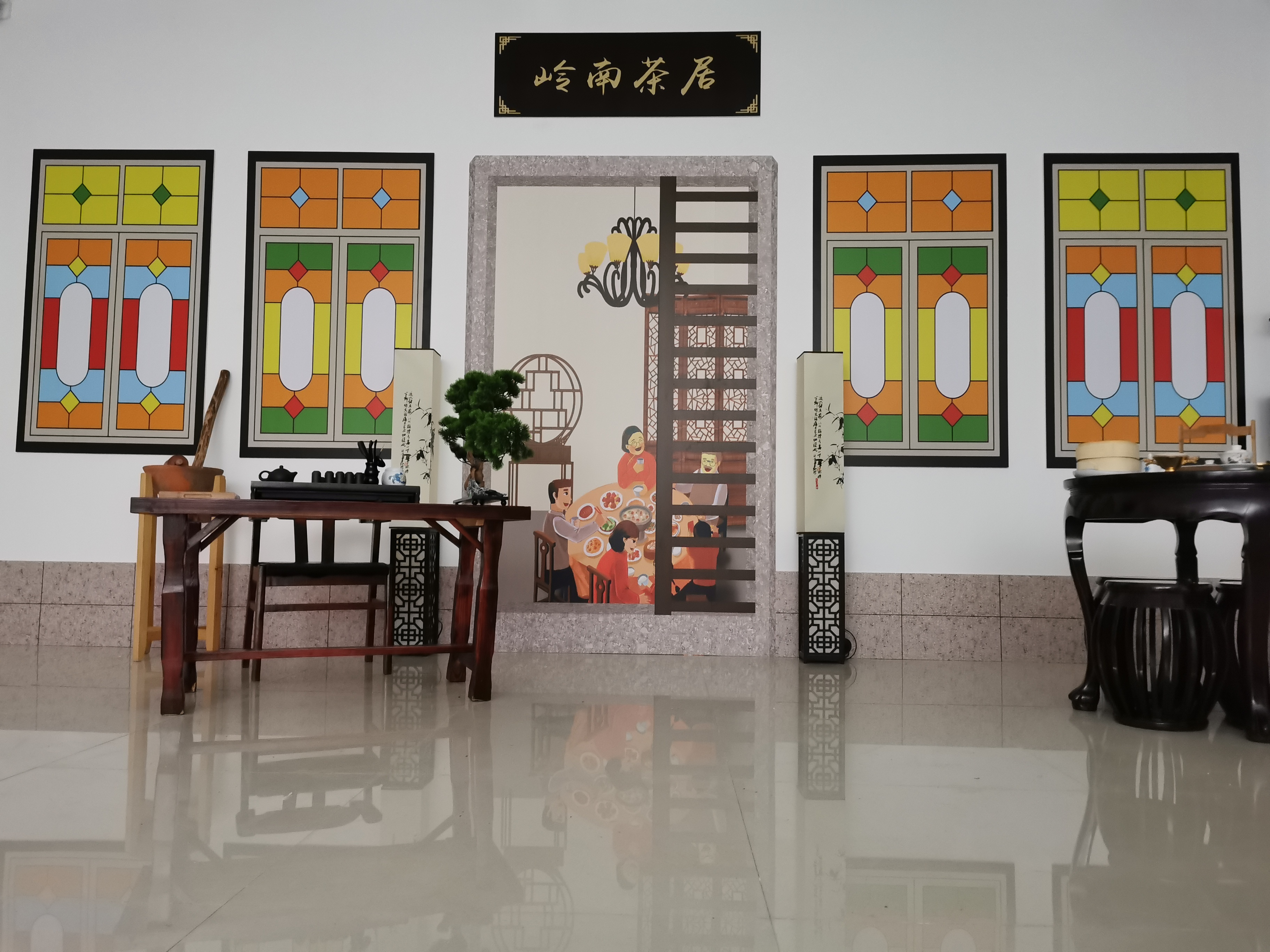 “粤菜文化展示室”内“岭南茶居”实景图。