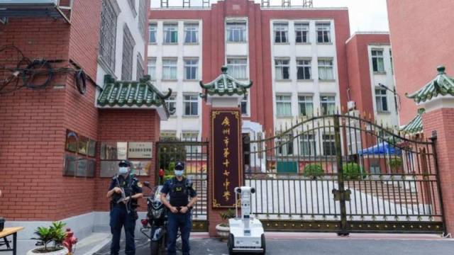 广州警方护航高考，羊城铁骑机器人上岗，设专门团队处置涉考警情