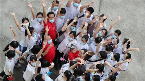 2020 高考首日！超全现场图来了！