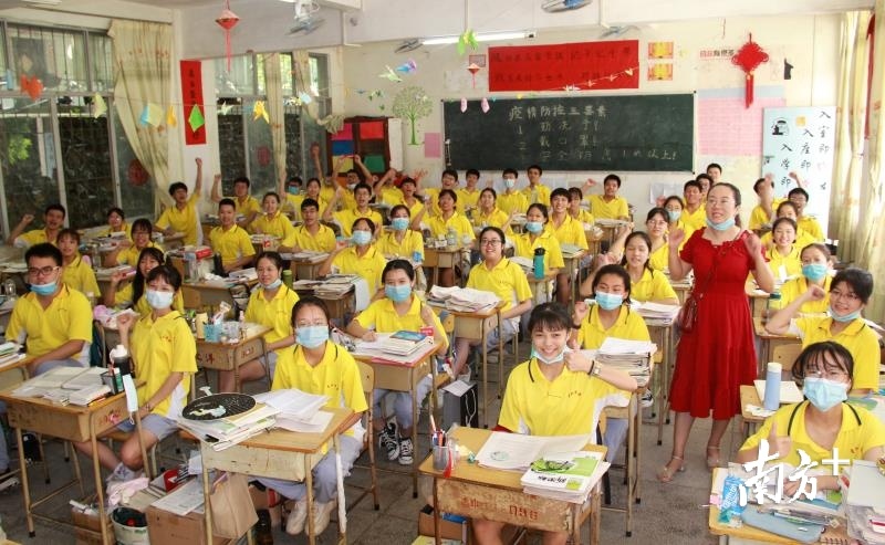 德庆考生赴考场前为自己点赞