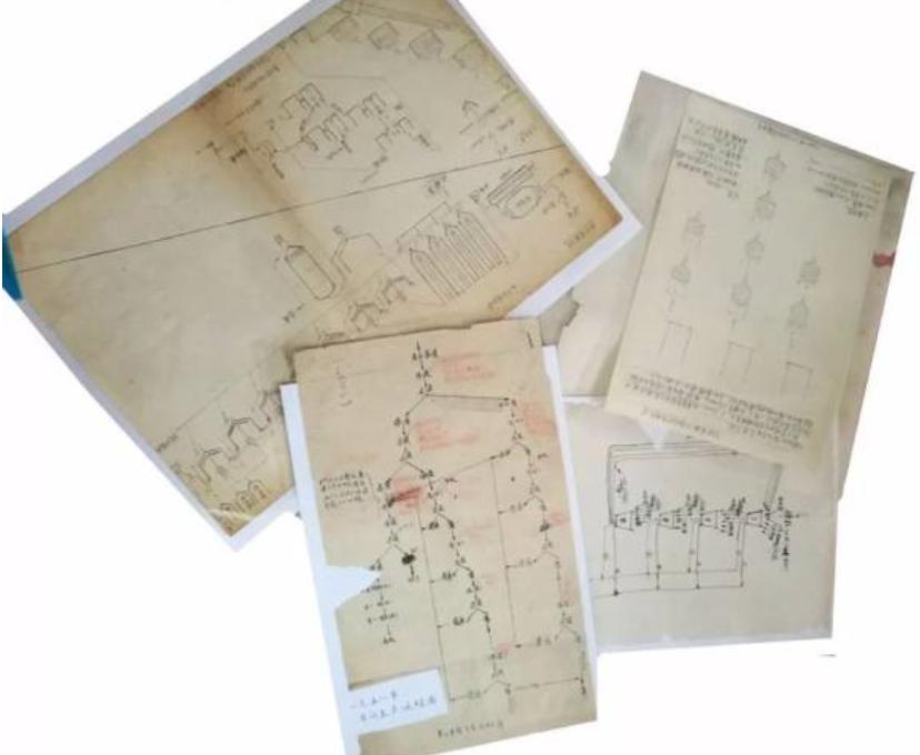 王明健当年手绘的炼铀工艺图纸。 侯海霞 摄