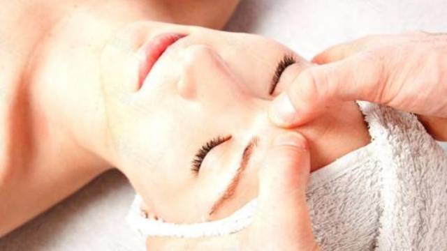 美容院推销“步步惊心”，预付卡套路如何破？