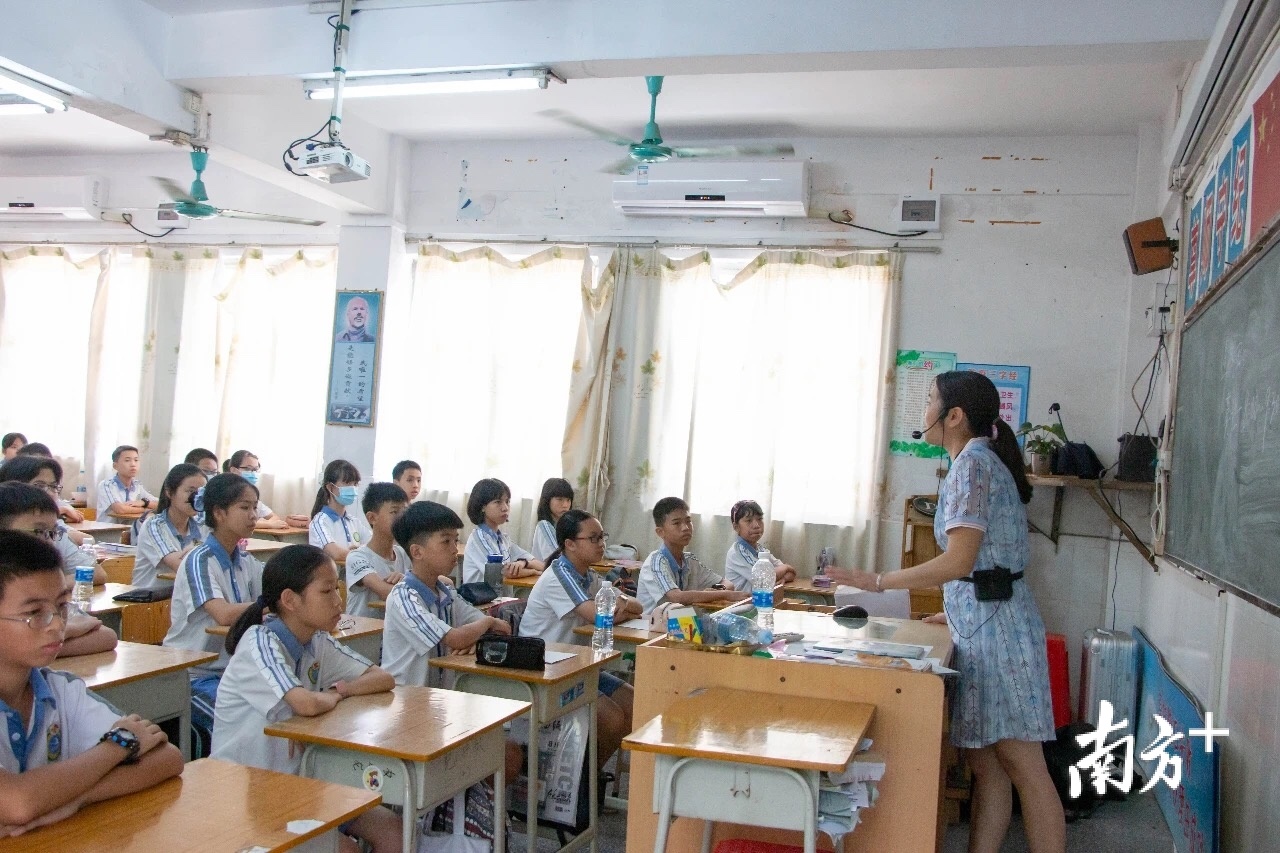 感谢这一片清凉！中堂将健康记在心，为中学学子安装空调