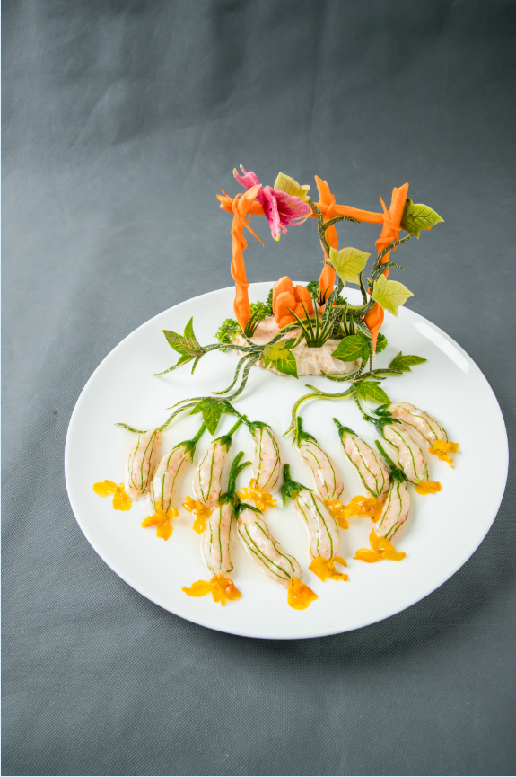 潮州菜造型精巧，图为孙文生作品《盛夏硕果》。受访者供图
