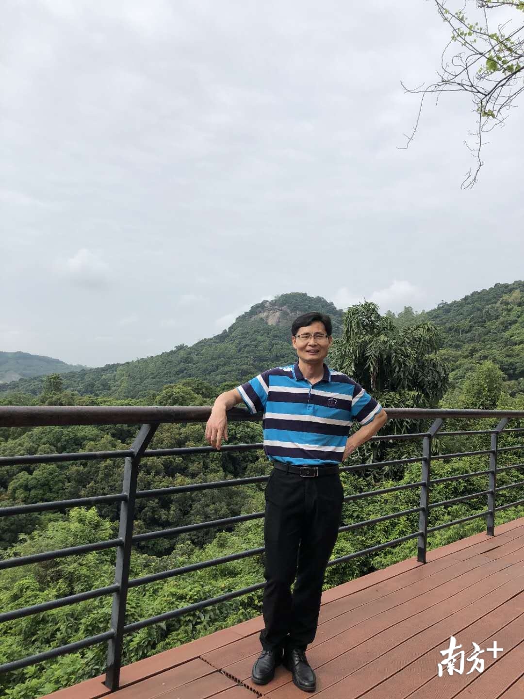 李俊