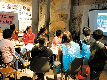 用心捕捉闪光点 照亮脱贫前进路