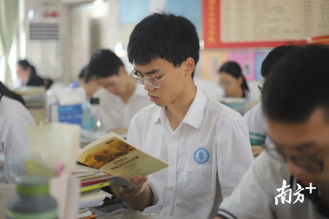 教育高质量发展让三水学子得以实现梦想。校方供图 教育高质量发展让三水学子得以实现梦想。校方供图