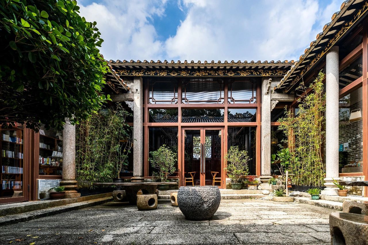 会同祠（阅潮书店中庭）