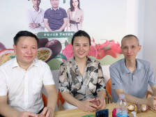 消费扶贫，直播助农！罗甸“双果”直播带货正火热