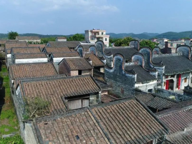 【走向我们的小康生活】云城腰古水东村:人大持续发力 环境不断提升