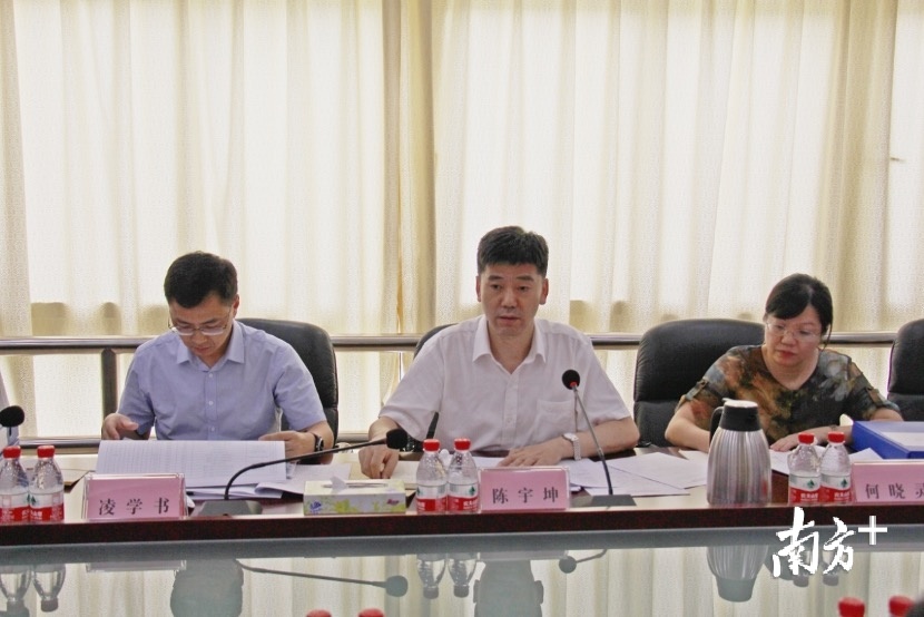 中国地震局第三督查组组长陈宇坤。