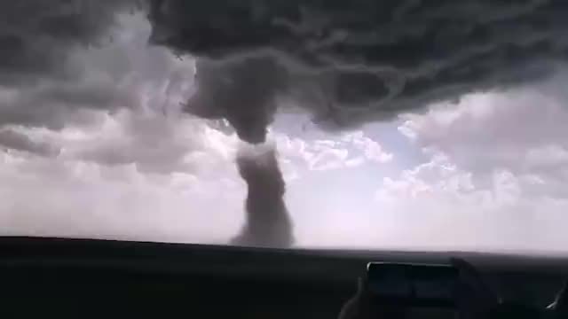 龙卷风|内蒙古龙卷风致33人受伤，100余顶蒙古包倾倒受损