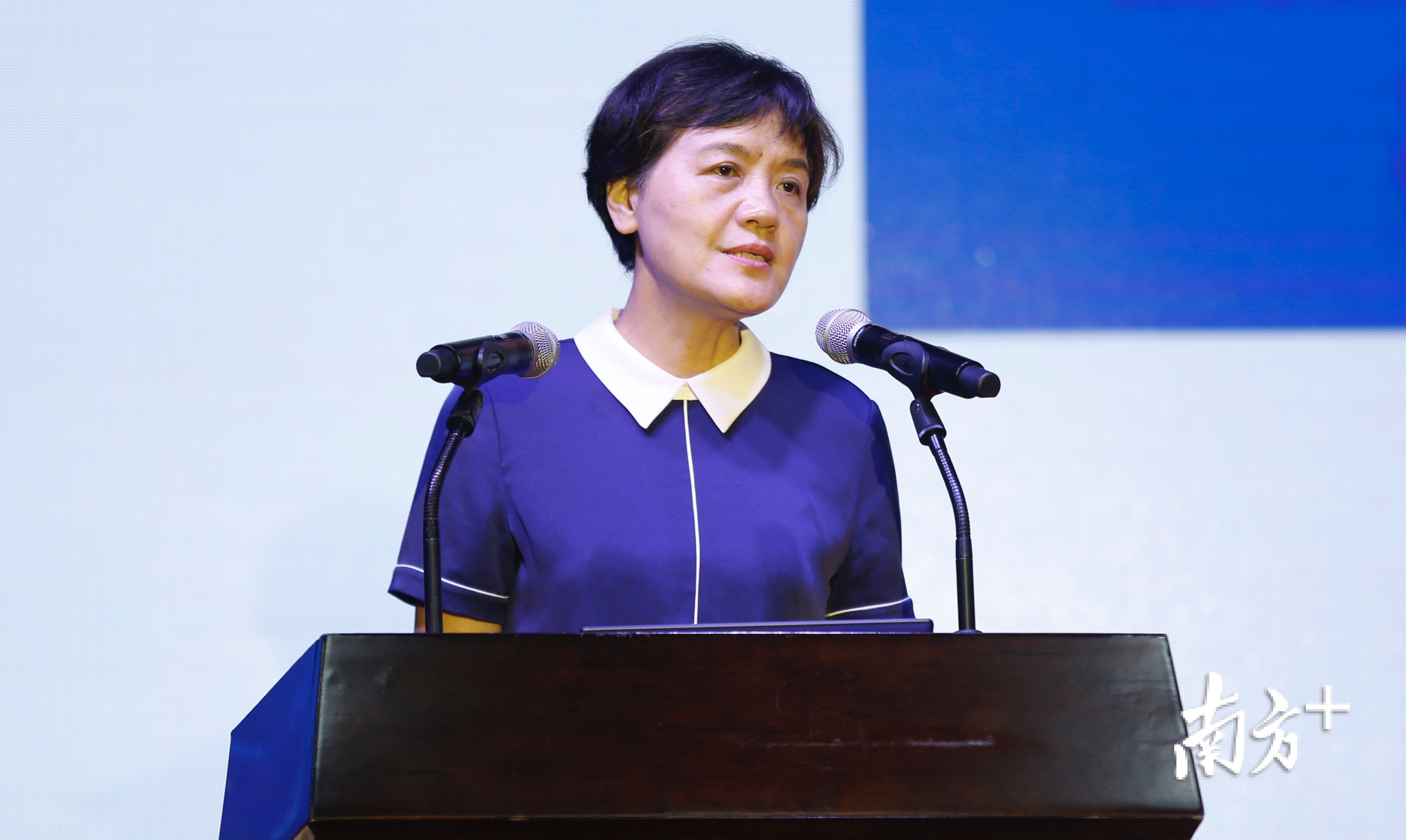 广东药科大学党委副书记,校长郭姣.