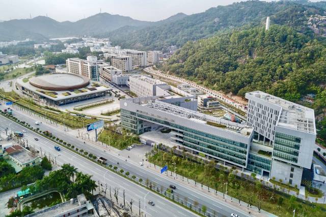 特区40年轮丨1990：品质跃升，打造粤东高等教育两颗“明珠”